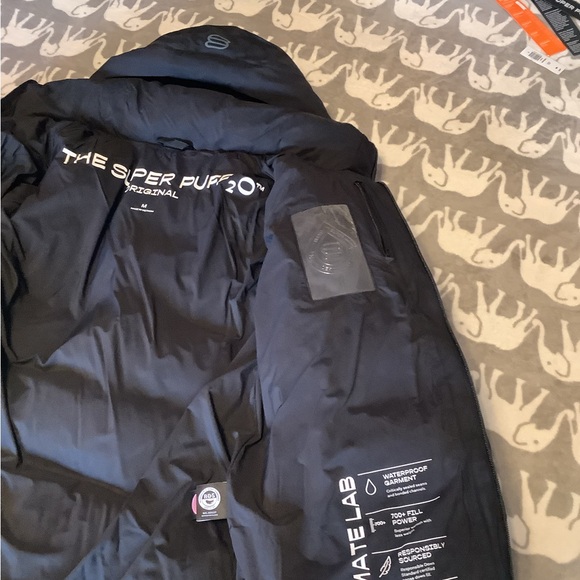 Aritzia The Super Puff₂O™ - Rainstop™ - Picture 5 of 7